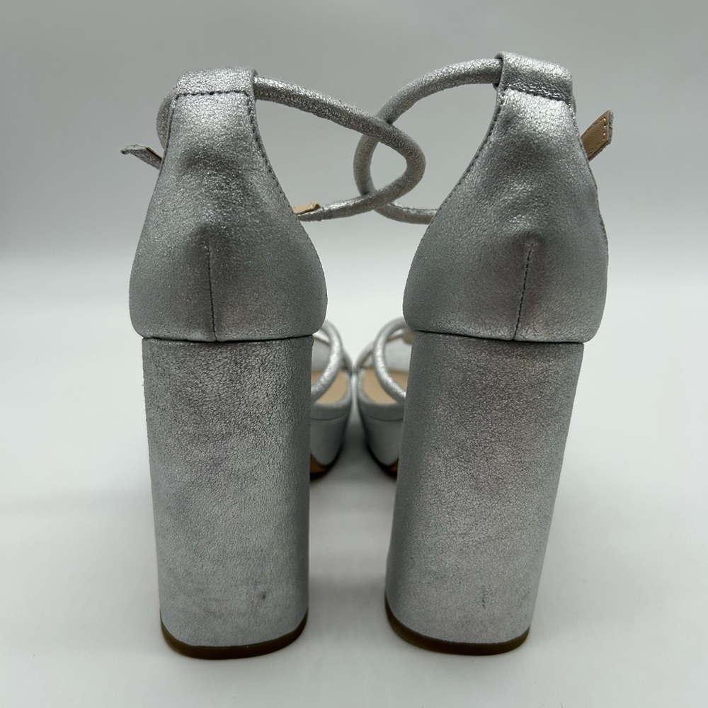 Pelle Moda Metallic Silver Platform Block Heel Suede Women’s Sandals Size 8.5 - Picture 9 of 14
